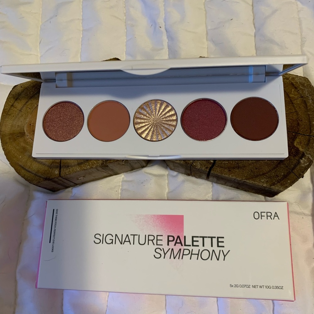 OFRA Signature Palette Symphony eye shadow